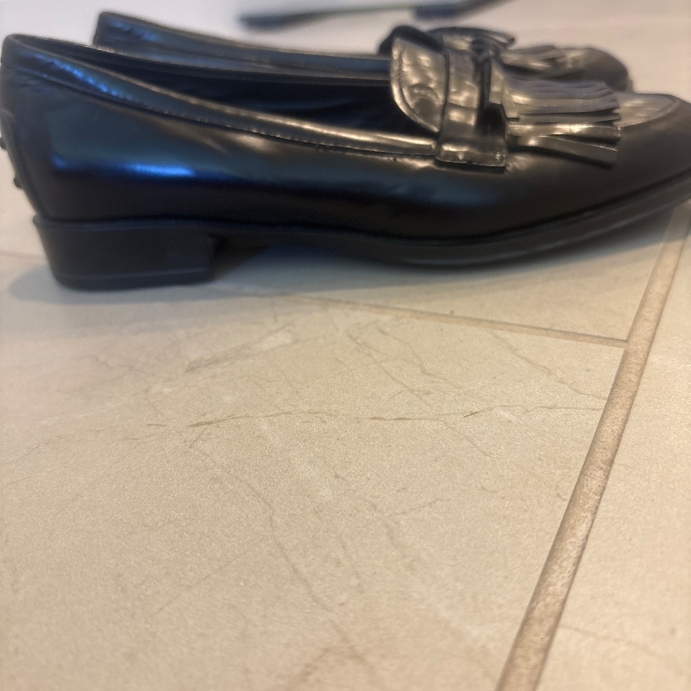 Shoes - Picture 3 of 3
